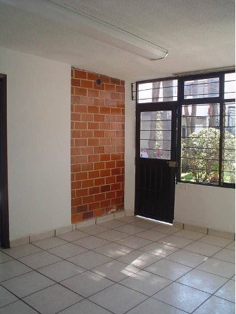 Warehouse with Offices 500M2 · 3